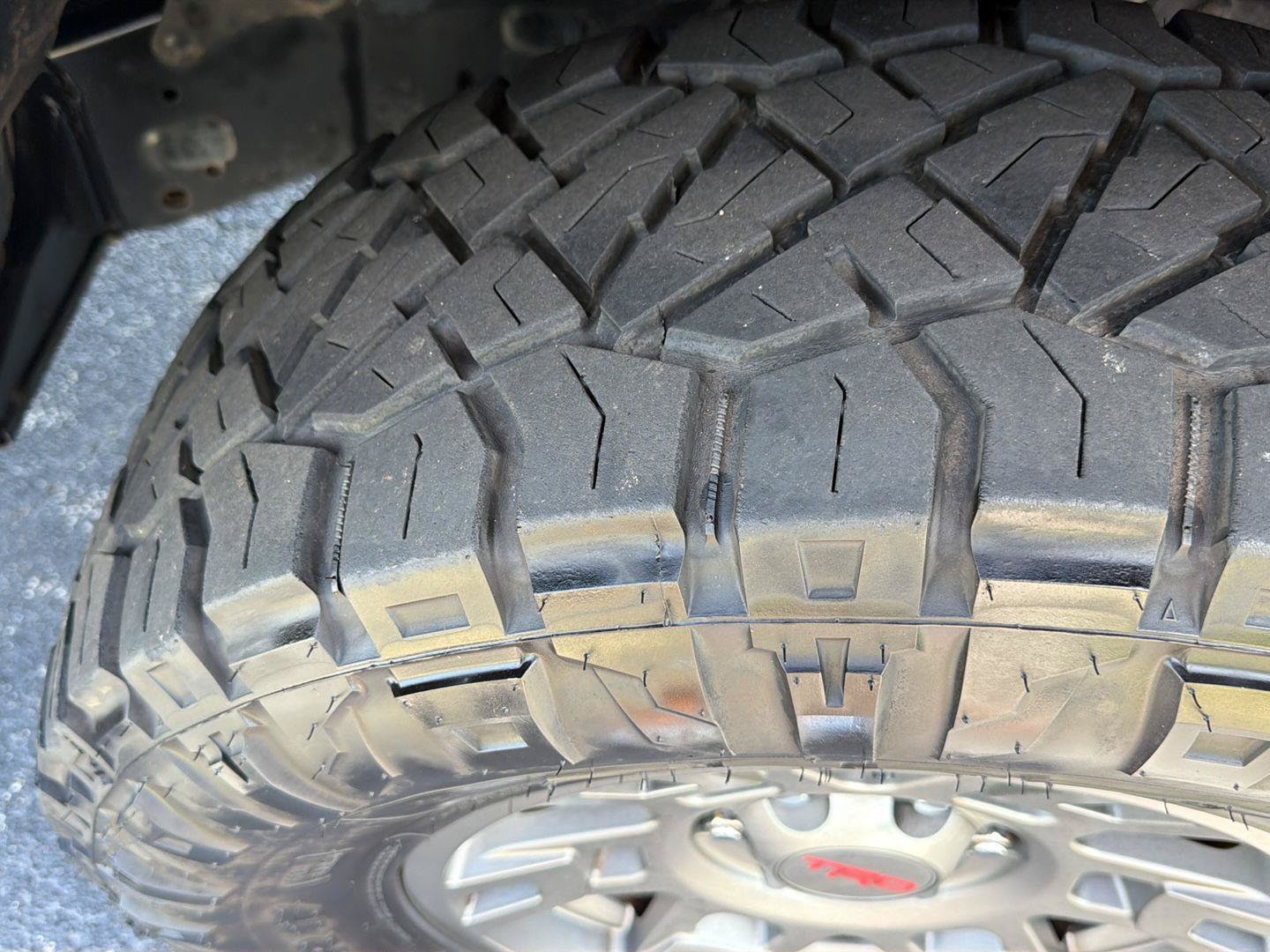 Used 2018 Toyota 4Runner TRD Off-Road Premium AWD/4WD image 44