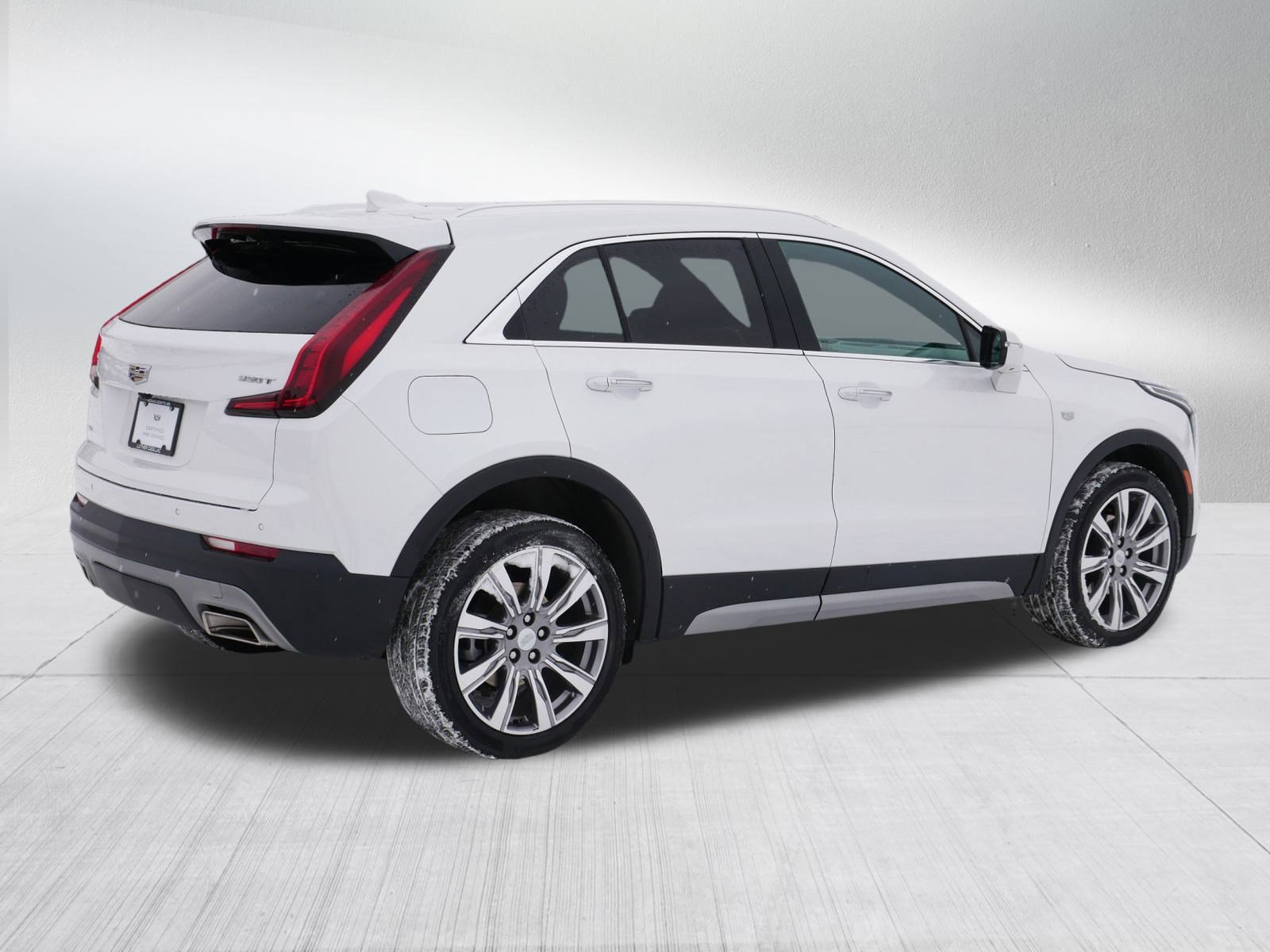 Certified 2022 Cadillac XT4 Premium Luxury w/ Technology Package image 8