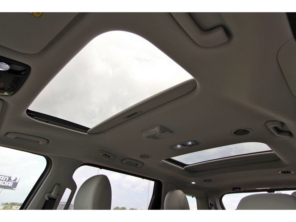 New 2026 Kia Carnival SX Prestige FWD image 19