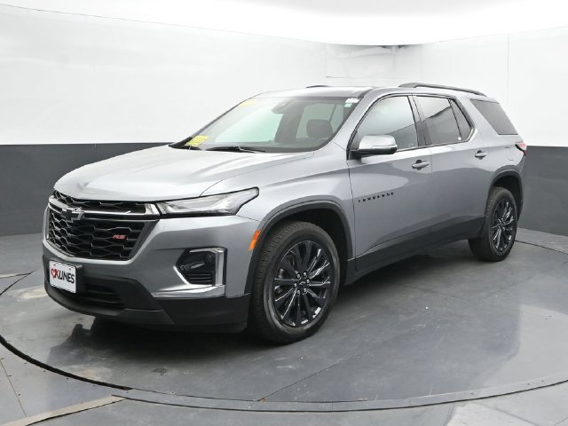 Used 2023 Chevrolet Traverse RS w/ LPO, Floor Liner Package AWD/4WD image 7