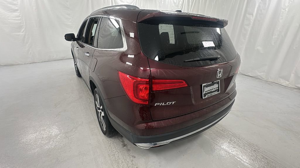 Used 2016 Honda Pilot Touring image 5