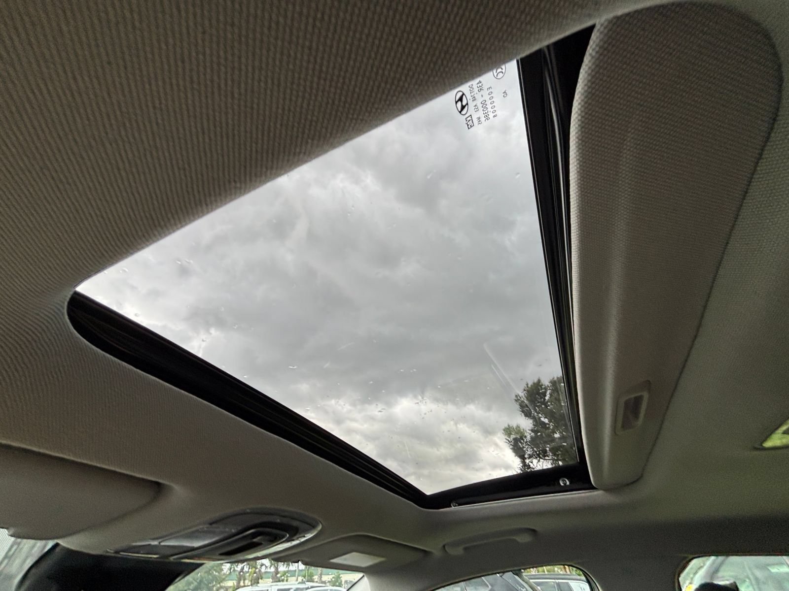 Used 2025 Hyundai Elantra SEL FWD image 30