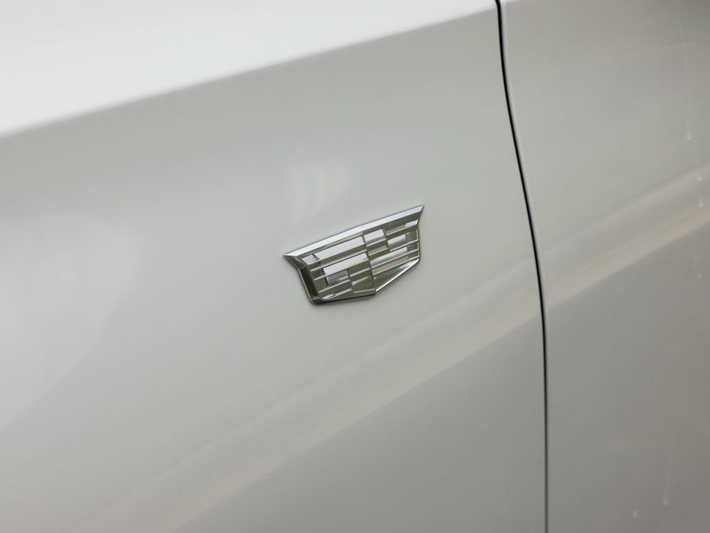 Used 2025 Cadillac Escalade Premium Luxury w/ Touring Package image 16