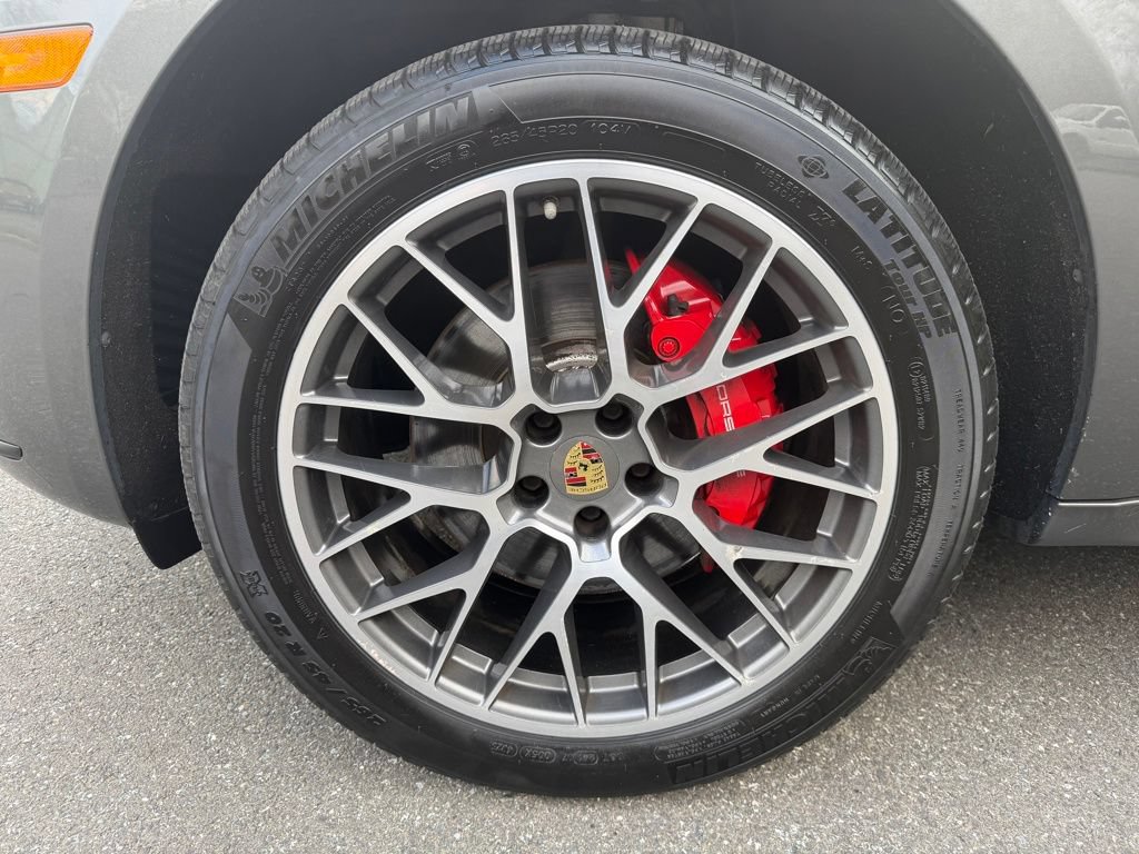 Used 2015 Porsche Macan Turbo AWD/4WD image 26