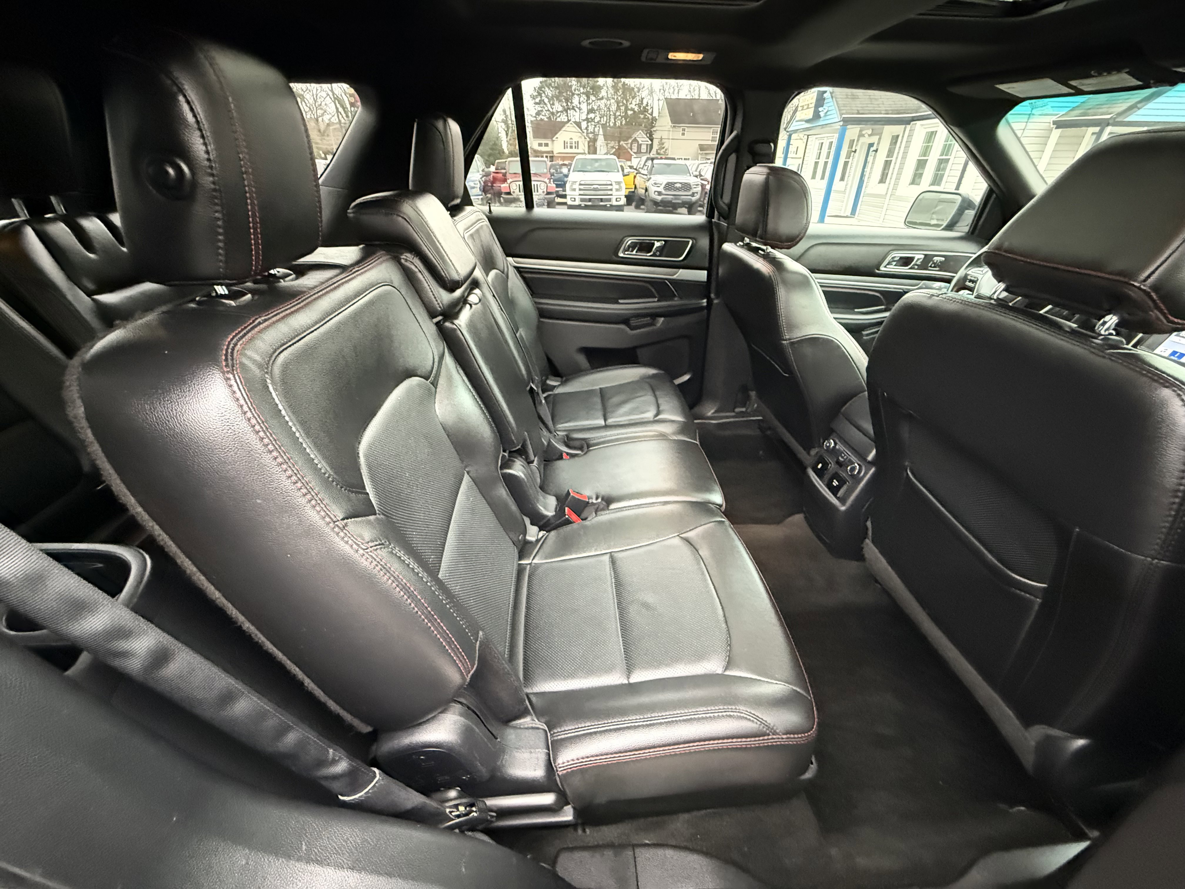 Used 2017 Ford Explorer Sport w/ Equipment Group 401A image 17