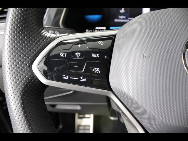 Used 2022 Volkswagen Tiguan SE R-Line AWD/4WD image 21