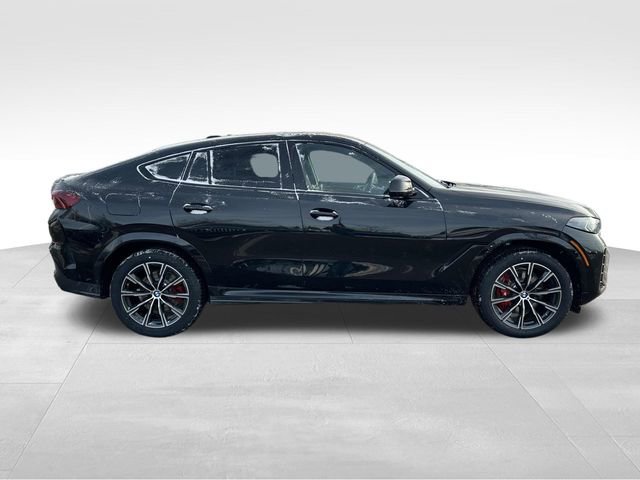 New 2026 BMW X6 xDrive40i w/ Climate Comfort Package image 2