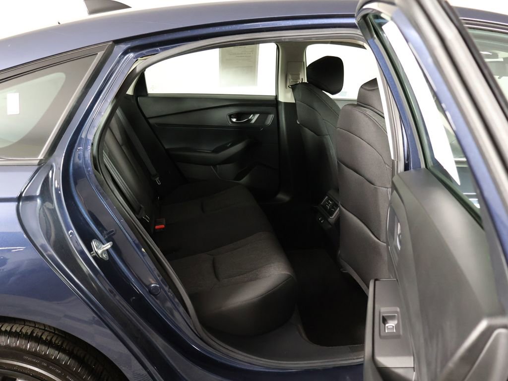 Used 2025 Honda Accord SE image 34