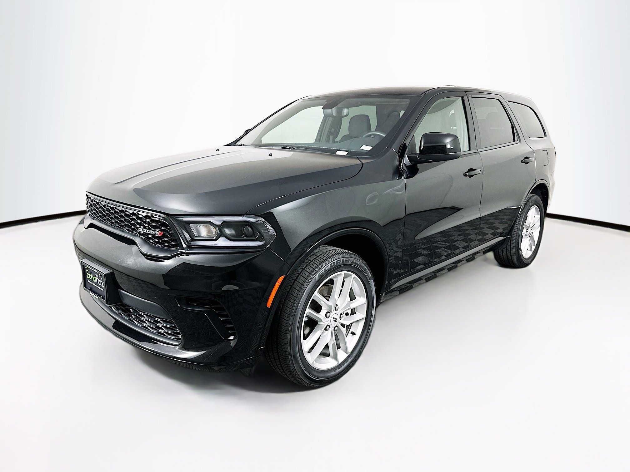 Used 2025 Dodge Durango GT AWD/4WD image 3