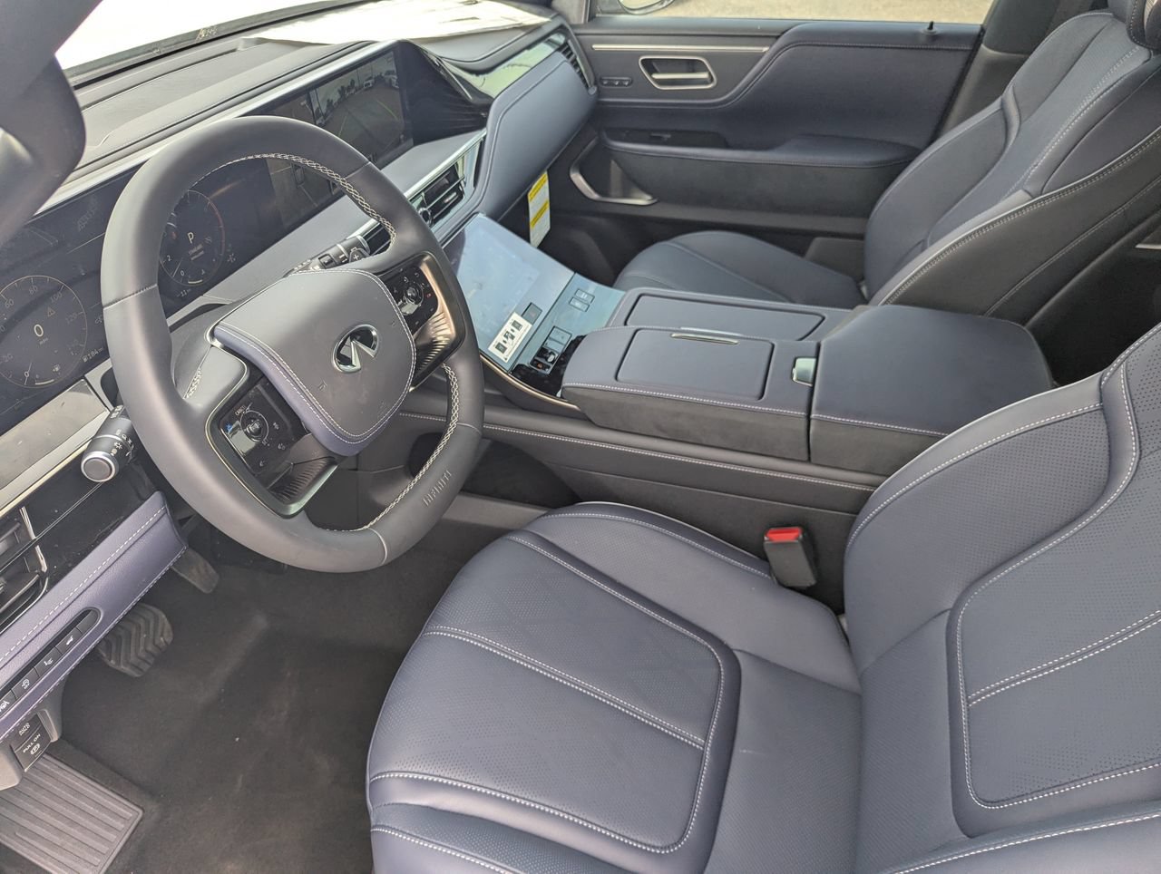 New 2027 INFINITI QX80 Sensory AWD/4WD image 18