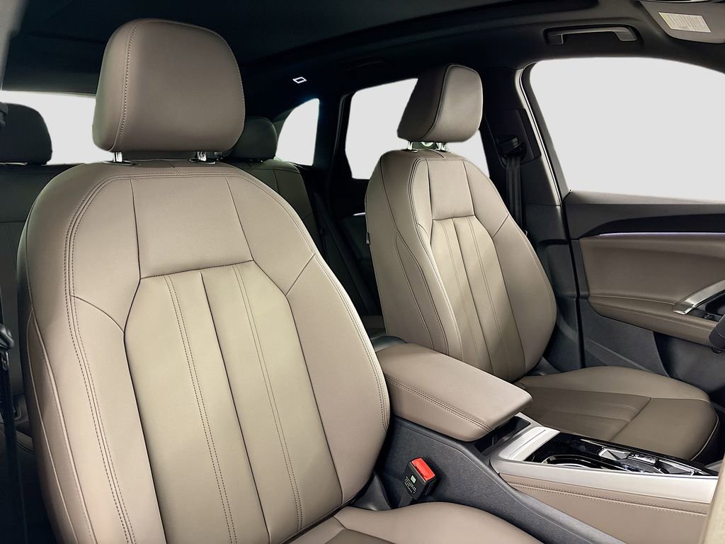 New 2025 Audi Q5 Premium image 15