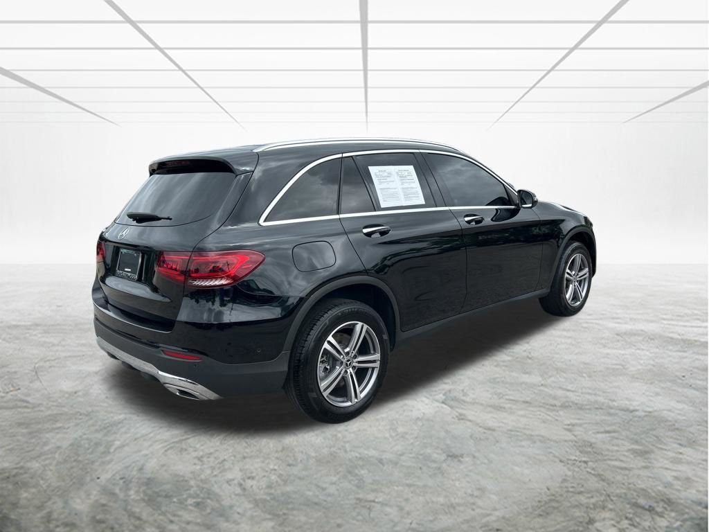 Used 2022 Mercedes-Benz GLC 300 image 4