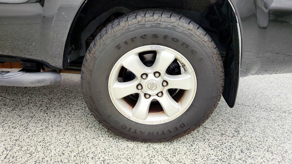 Used 2008 Toyota 4Runner Sport w/ Sport Extra Value Pkg 1 AWD/4WD image 9