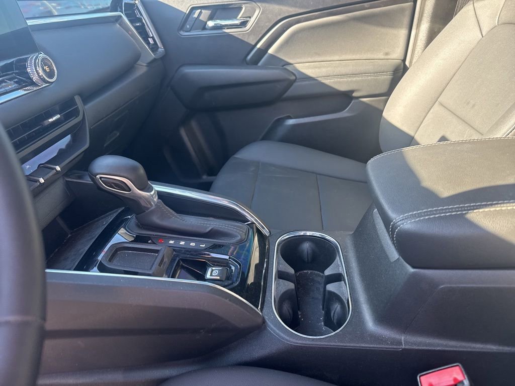 Used 2024 GMC Canyon Elevation w/ Elevation Premium Package image 12