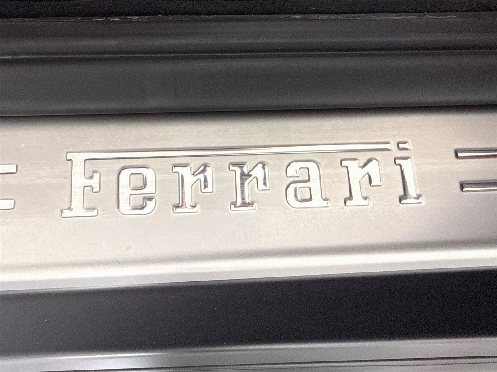 Used 2020 Ferrari 812 Superfast RWD image 35
