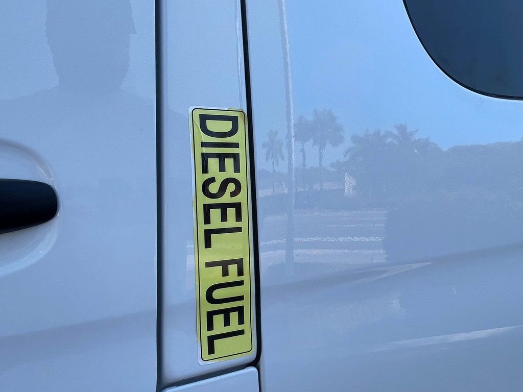 Used 2025 Mercedes-Benz Sprinter 2500 image 10