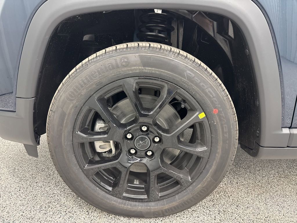 New 2026 Jeep Compass Latitude image 10