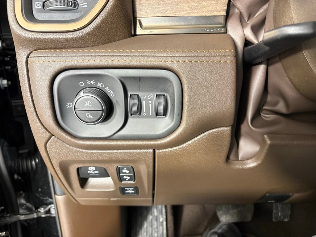 New 2026 RAM 1500 Limited AWD/4WD image 25