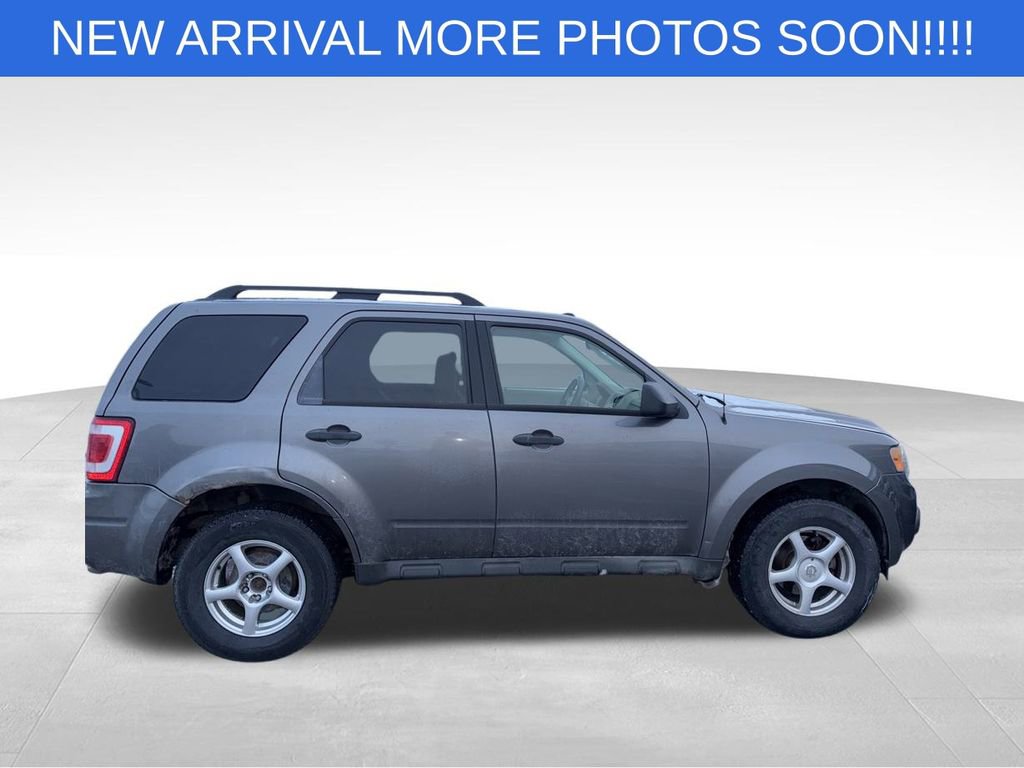 Used 2010 Ford Escape XLT image 9