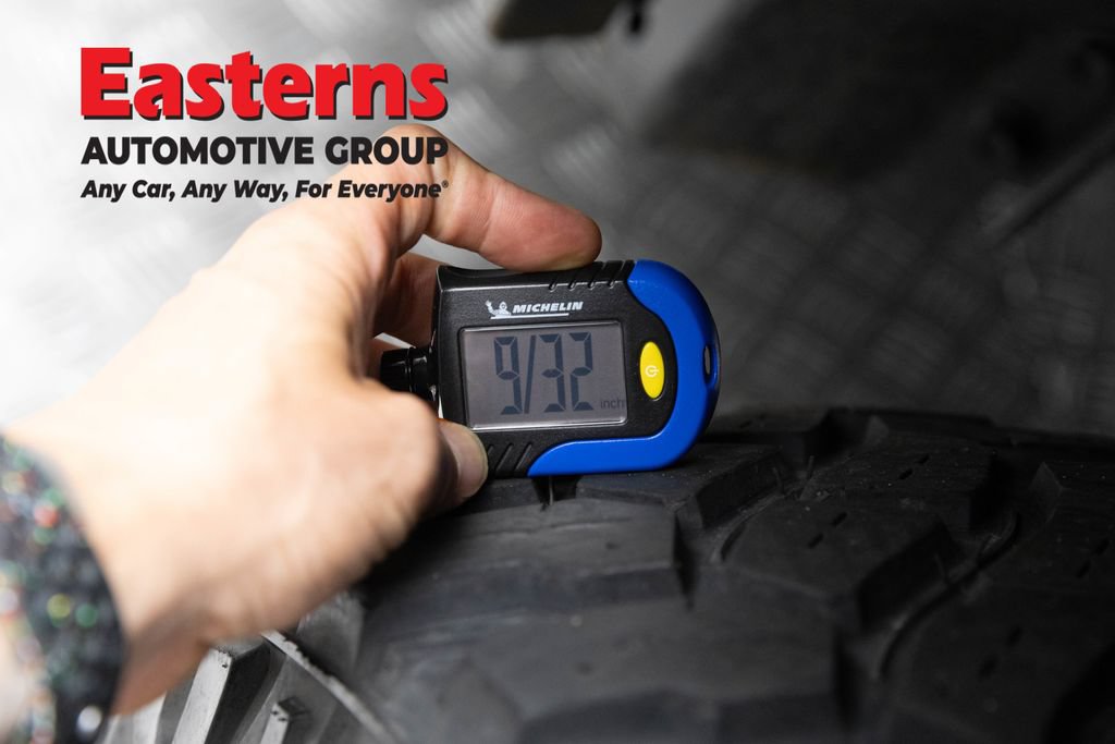 Used 2023 Jeep Wrangler Unlimited w/ Cold Weather Group AWD/4WD image 28