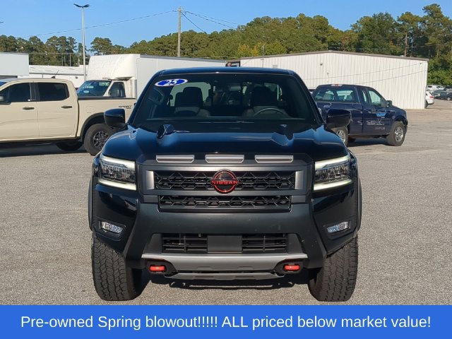 Used 2025 Nissan Frontier PRO-4X AWD/4WD image 16