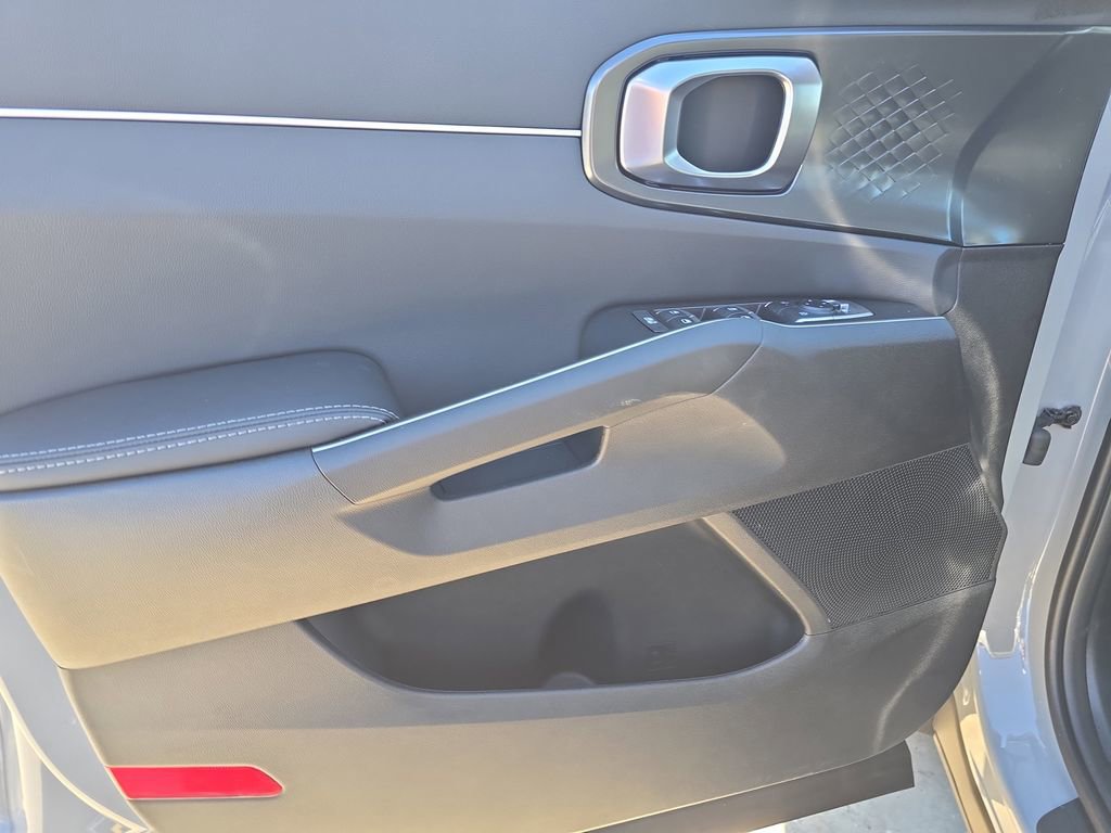 New 2026 Kia Sorento S image 18