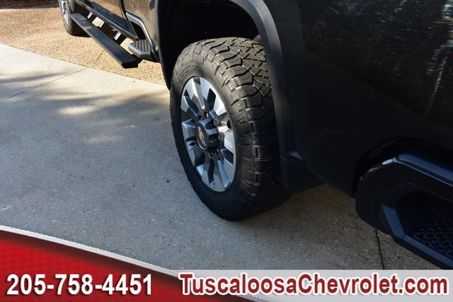 Used 2025 Chevrolet Silverado 2500 Custom AWD/4WD image 16
