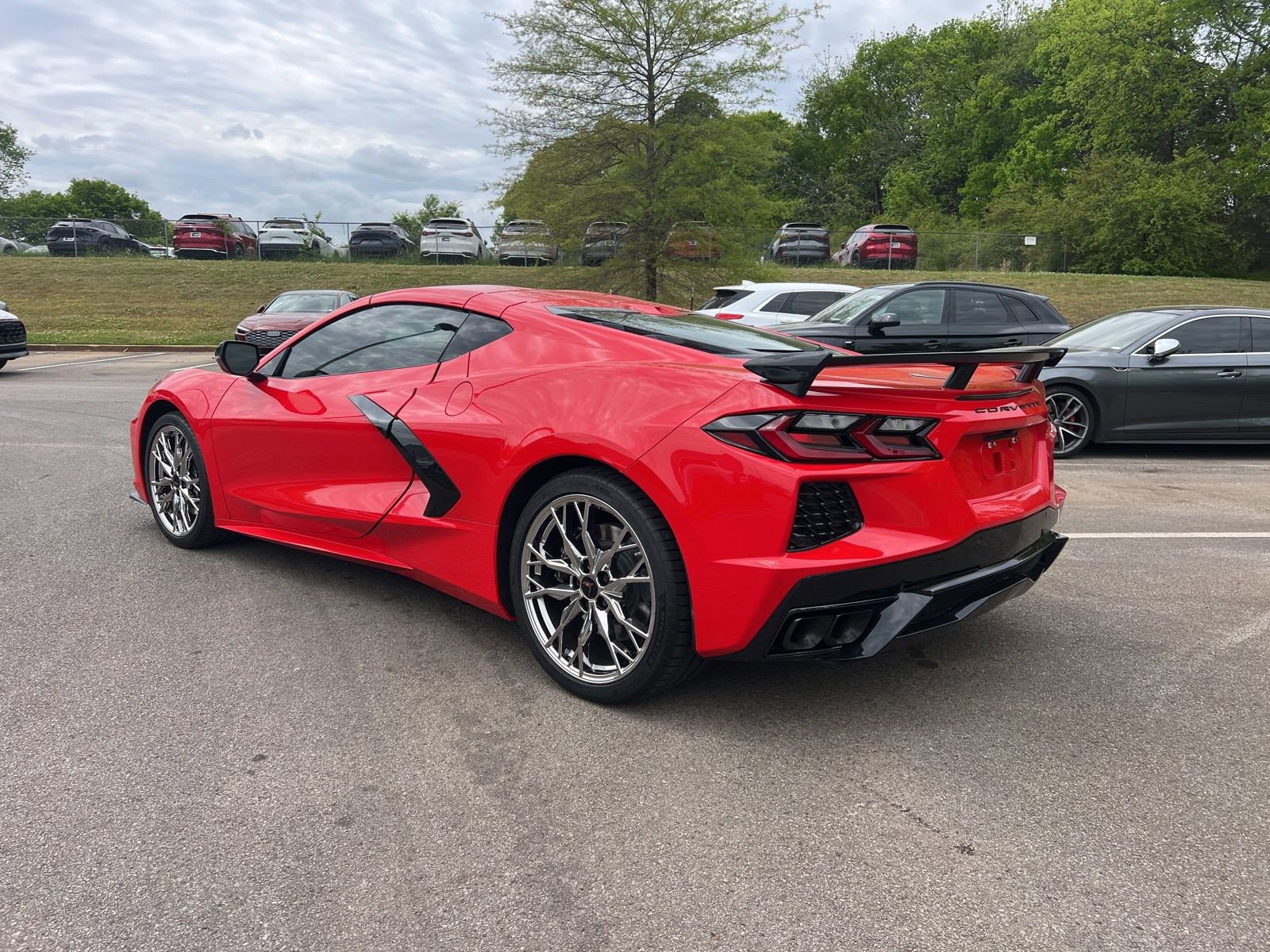 Used 2025 Chevrolet Corvette Stingray Premium Cpe w/ Z51 Performance Package RWD image 9