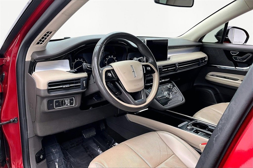 Used 2022 Lincoln Corsair FWD w/ Premium Package image 14