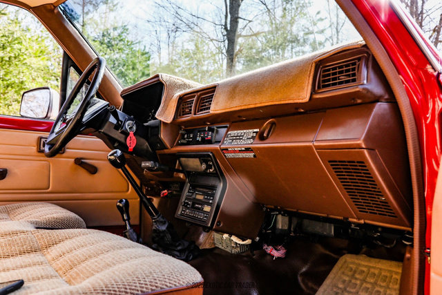 Used 1986 Toyota Pickup 4x4 Regular Cab Turbo image 43