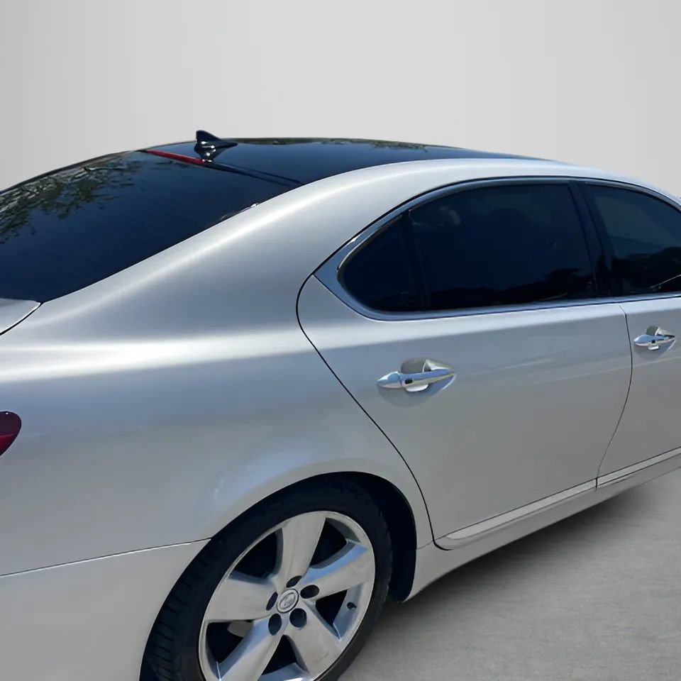 Used 2012 Lexus LS 460 L w/ Luxury Pkg RWD image 27