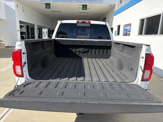 Used 2018 Chevrolet Silverado 1500 LTZ Z71 w/ LTZ Plus Package AWD/4WD image 4