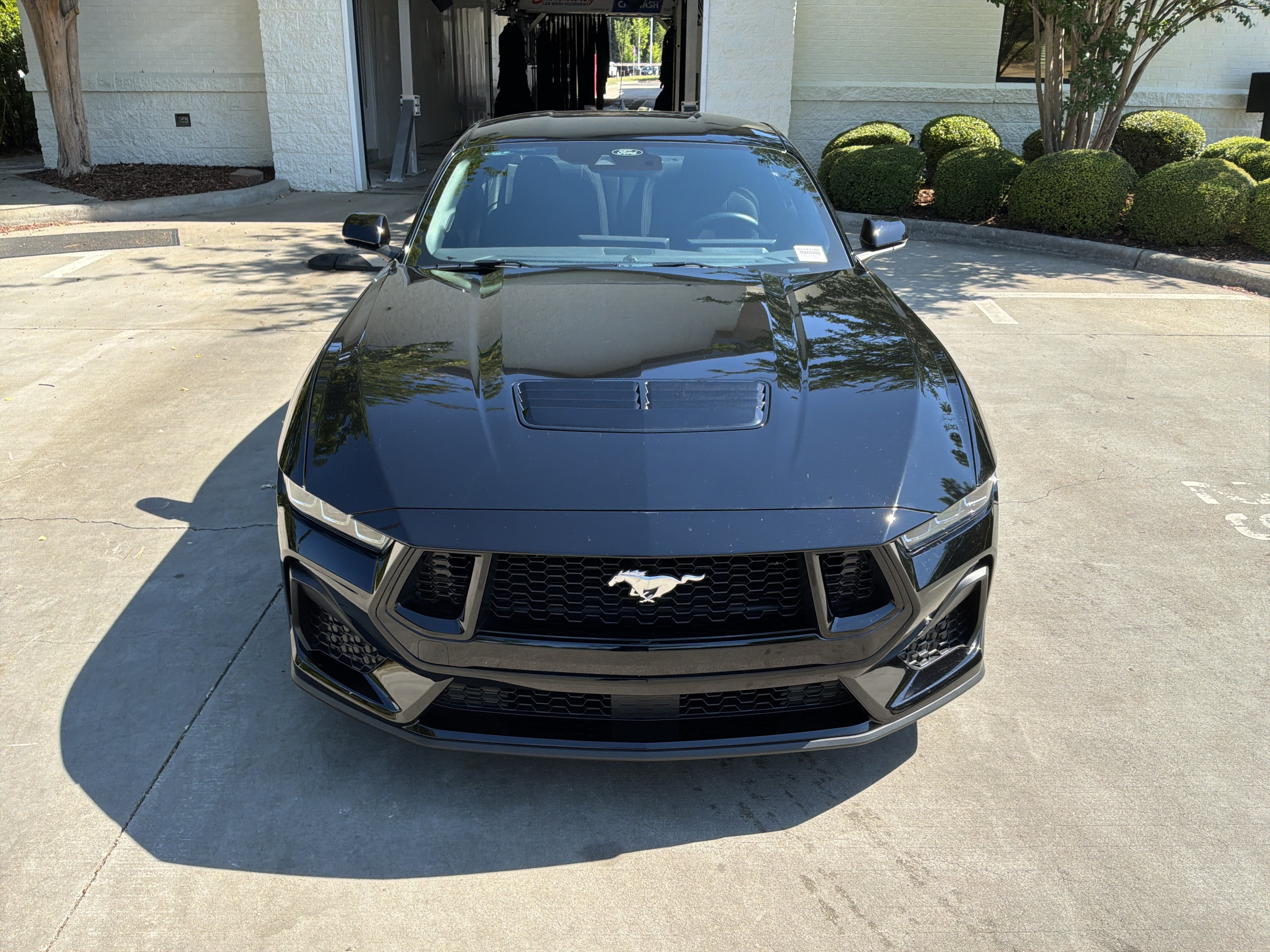 Used 2025 Ford Mustang GT RWD image 3