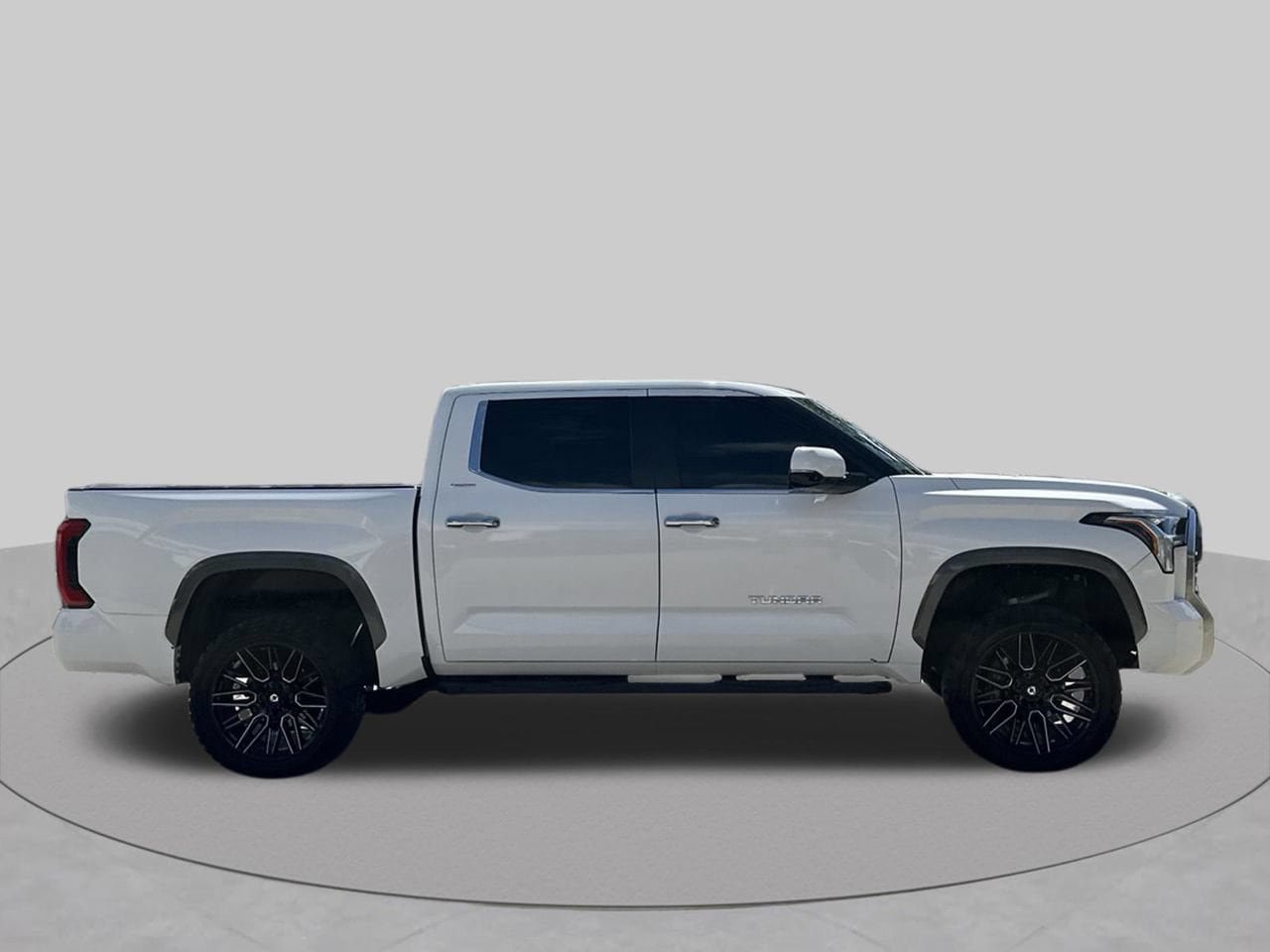Used 2026 Toyota Tundra Limited w/ Power Package AWD/4WD image 6