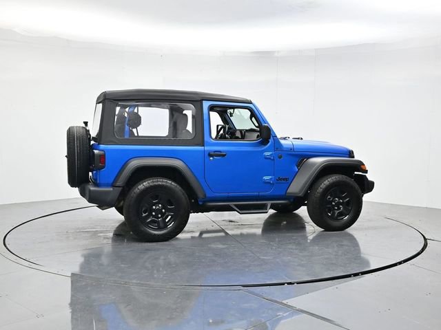 Used 2025 Jeep Wrangler Sport AWD/4WD image 2