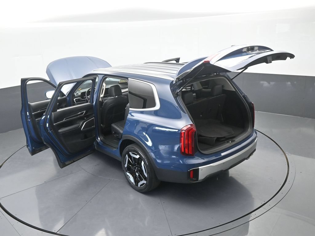 Used 2024 Kia Telluride S FWD image 63