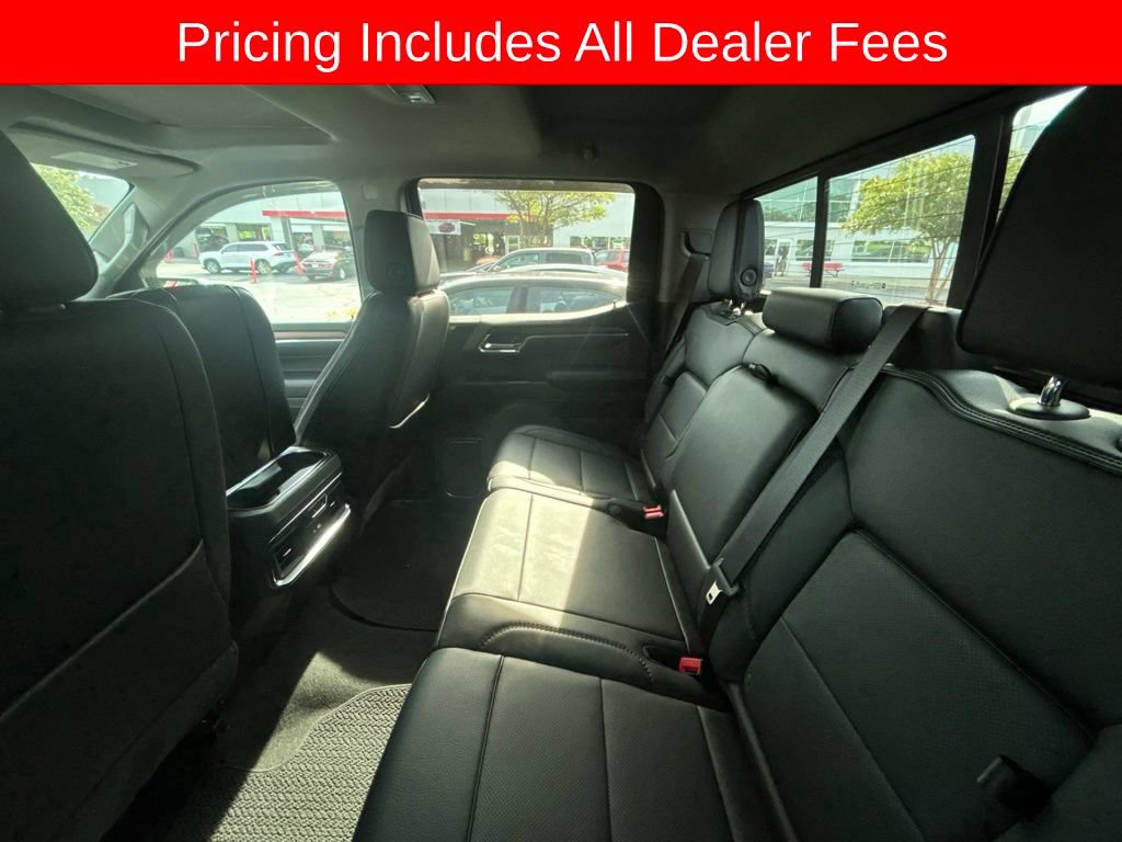 Used 2024 GMC Sierra 1500 Denali w/ Technology Package AWD/4WD image 11