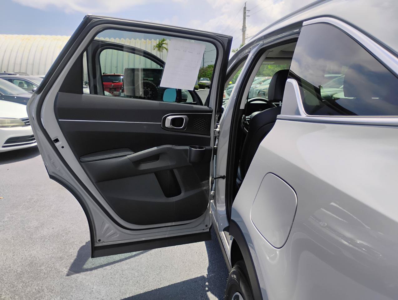 Used 2024 Kia Sorento S w/ Panoramic Sunroof Package FWD image 25