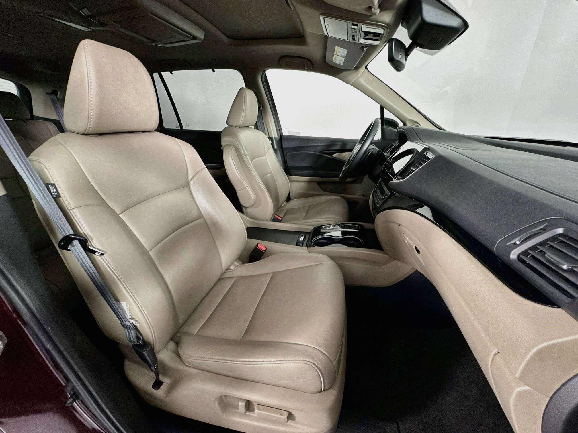 Certified 2019 Honda Pilot Touring image 30