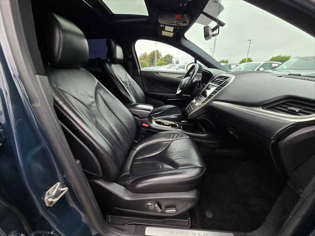Used 2019 Lincoln MKC Select w/ Select Plus Package FWD image 11