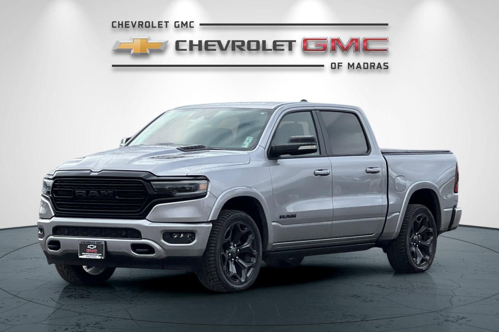 Used 2022 RAM 1500 Limited w/ Night Edition image 7