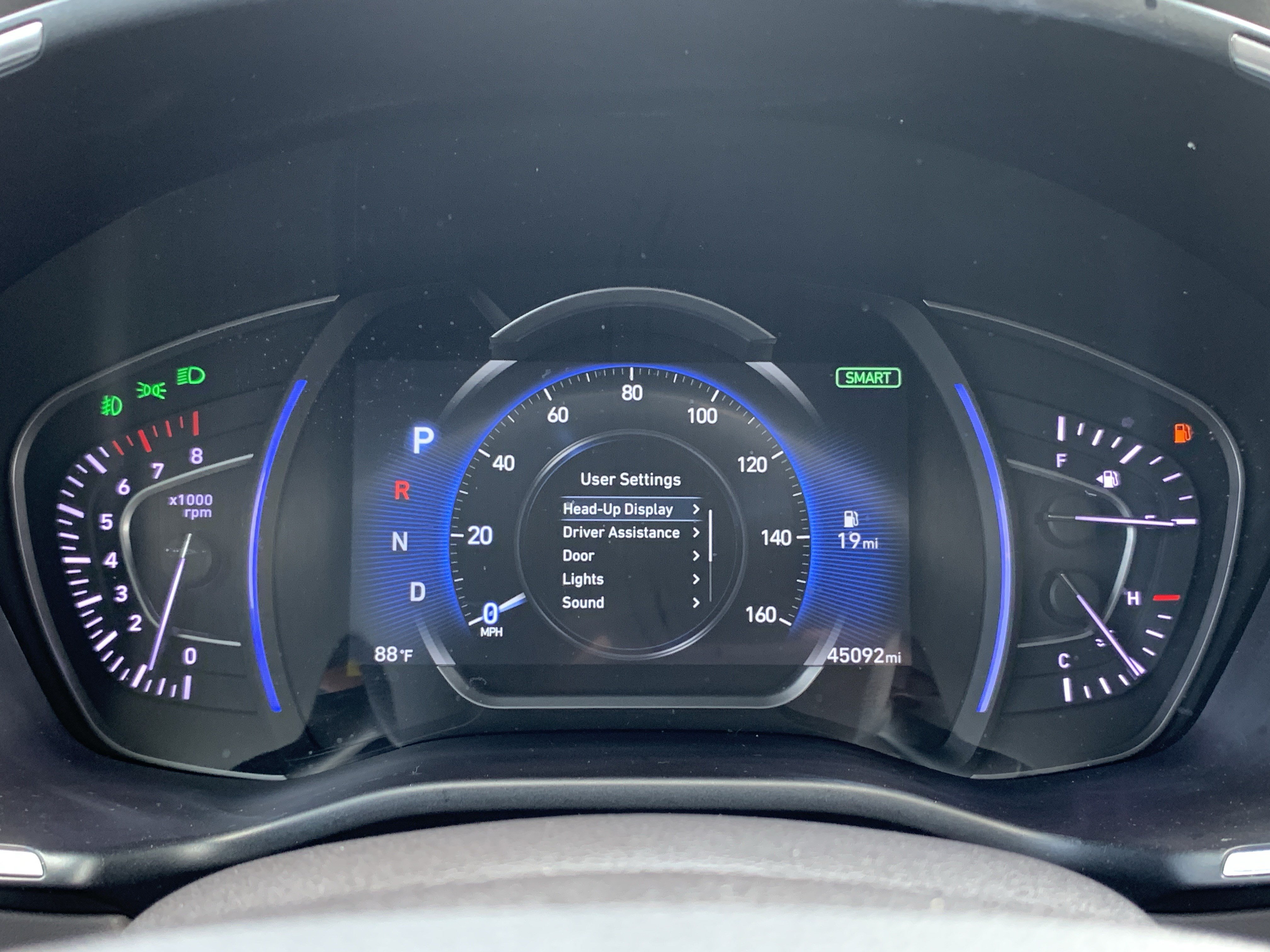 Used 2020 Hyundai Santa Fe Limited w/ Cargo Package FWD image 21
