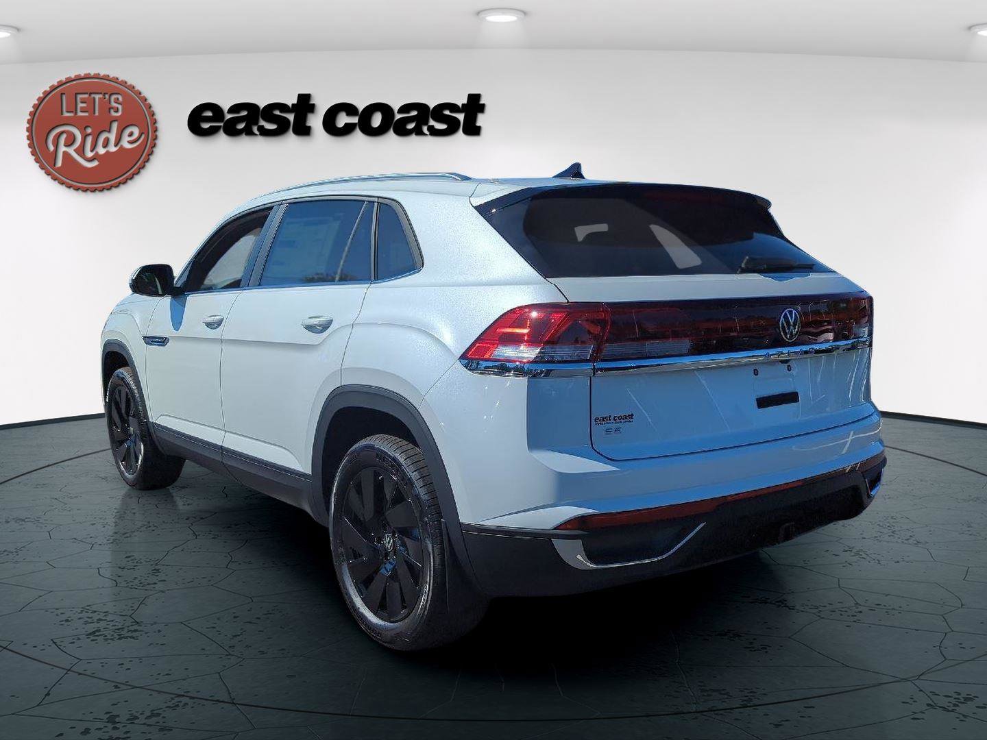 New 2026 Volkswagen Atlas Cross Sport SE image 7