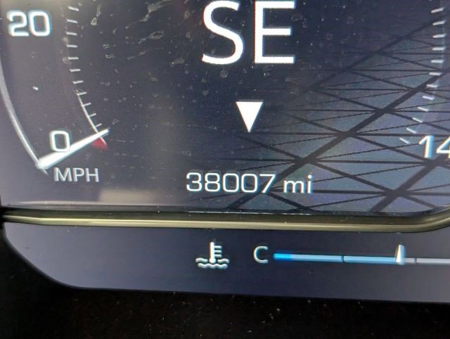 Certified 2025 GMC Sierra 1500 SLT image 17