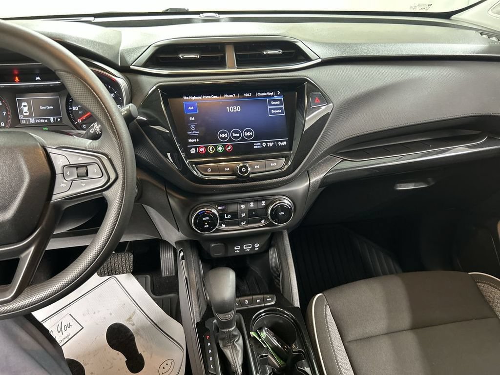 Used 2021 Chevrolet TrailBlazer LT w/ Sun and Liftgate Package AWD/4WD image 18