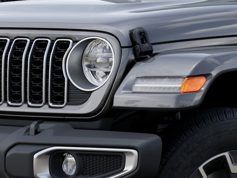 Used 2025 Jeep Wrangler Unlimited Sahara AWD/4WD image 30