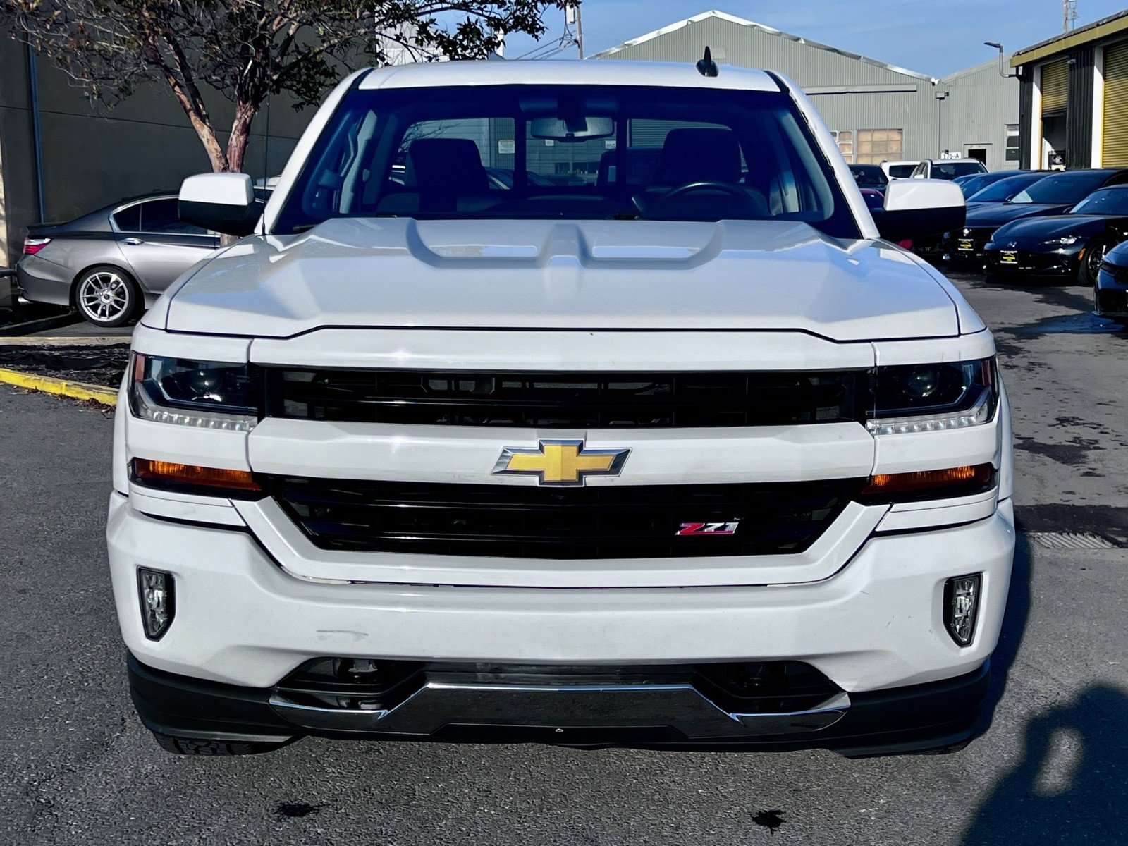 Used 2017 Chevrolet Silverado 1500 LT w/ All Star Edition AWD/4WD image 3