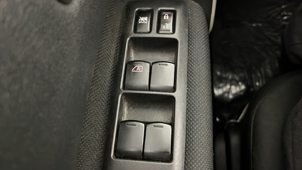 Used 2013 Nissan Rogue S w/ Special Edition Pkg AWD/4WD image 30
