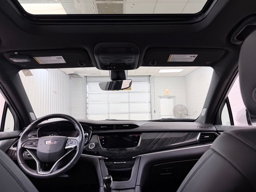 Used 2021 Cadillac XT6 Premium Luxury AWD/4WD image 30