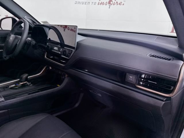 Used 2025 Toyota Grand Highlander AWD Hybrid image 35